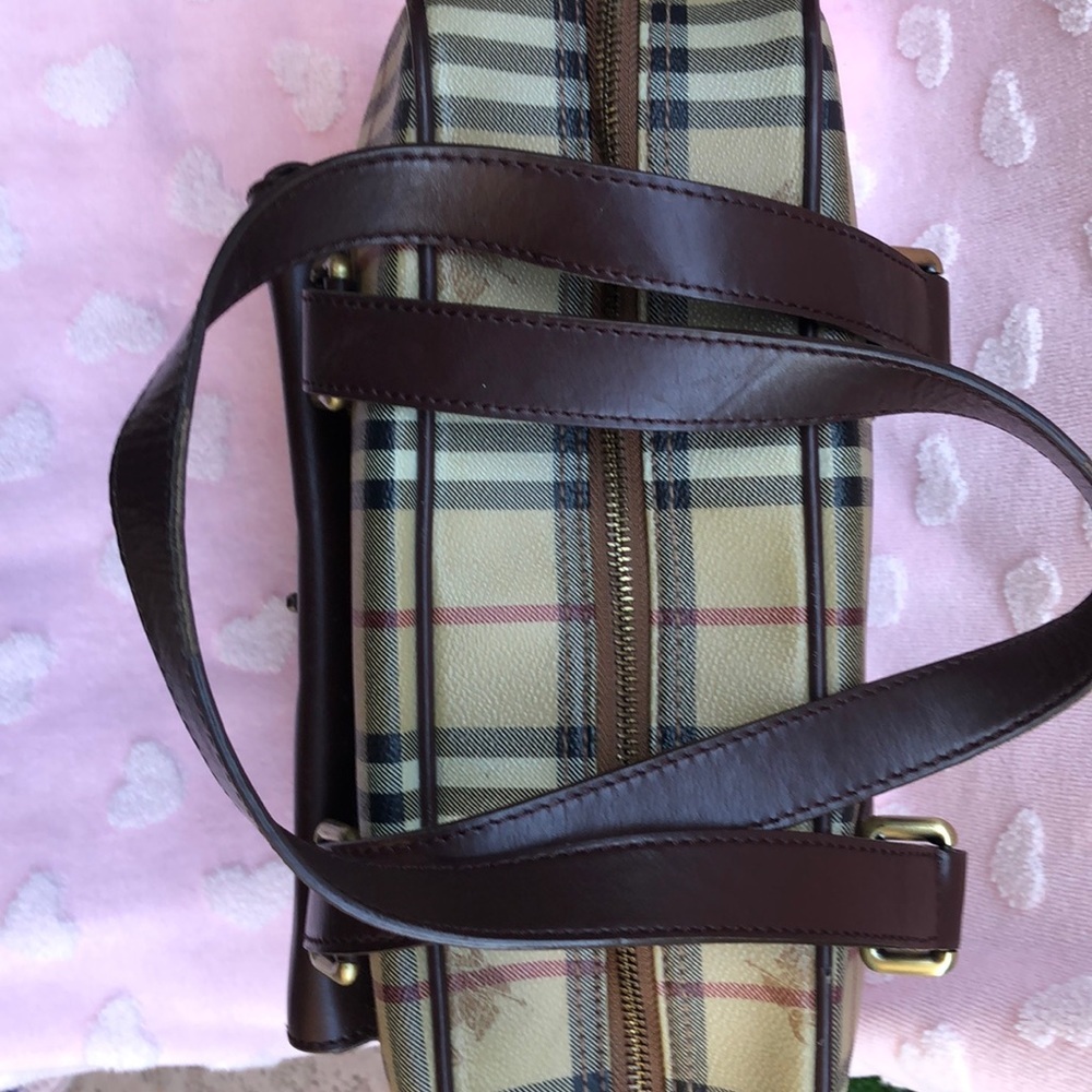 Burberry Bag - Picture 5 of 14